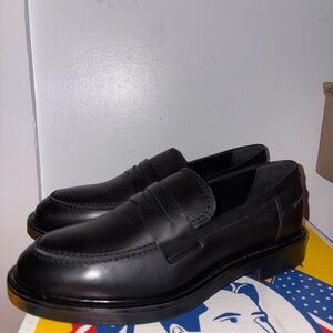 Women’s Bianco Black loafers size 37 & 38 NEW